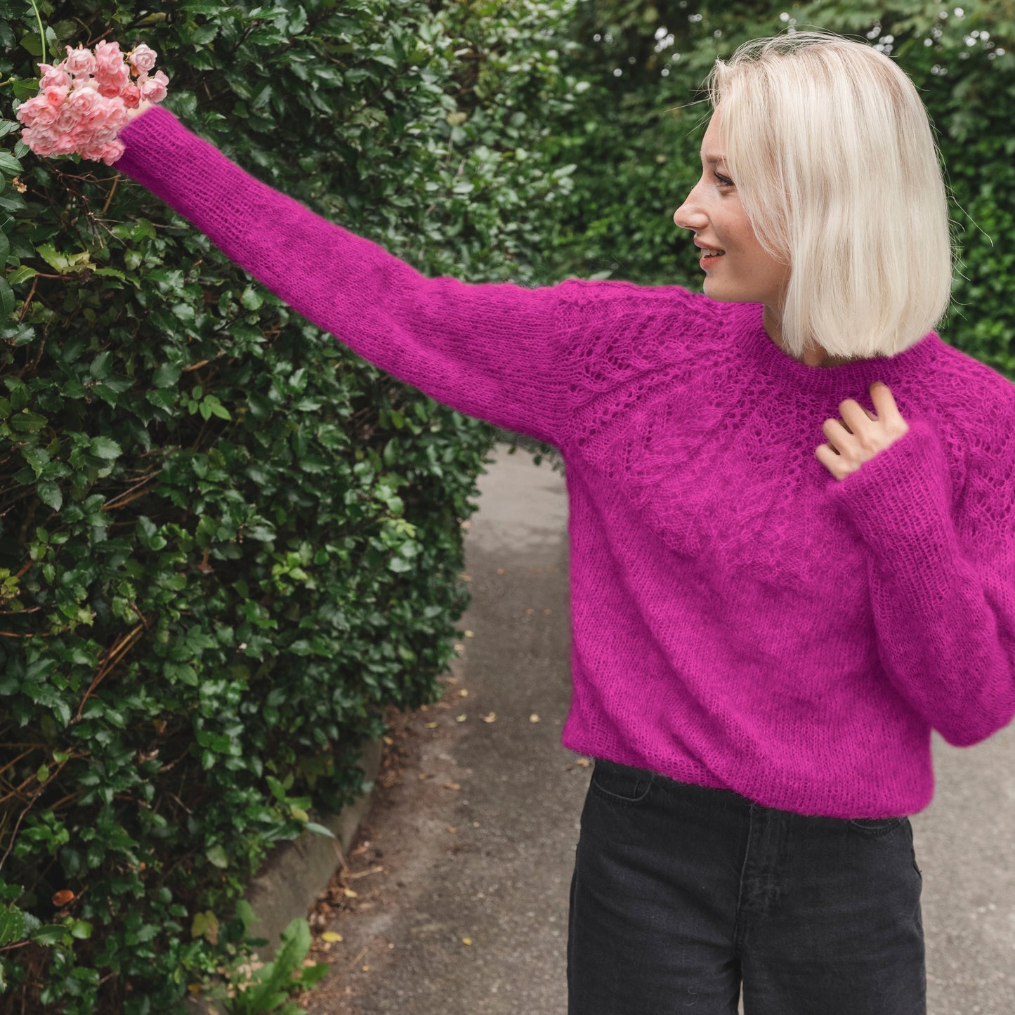 Strikk The Look: Soft-genser pink