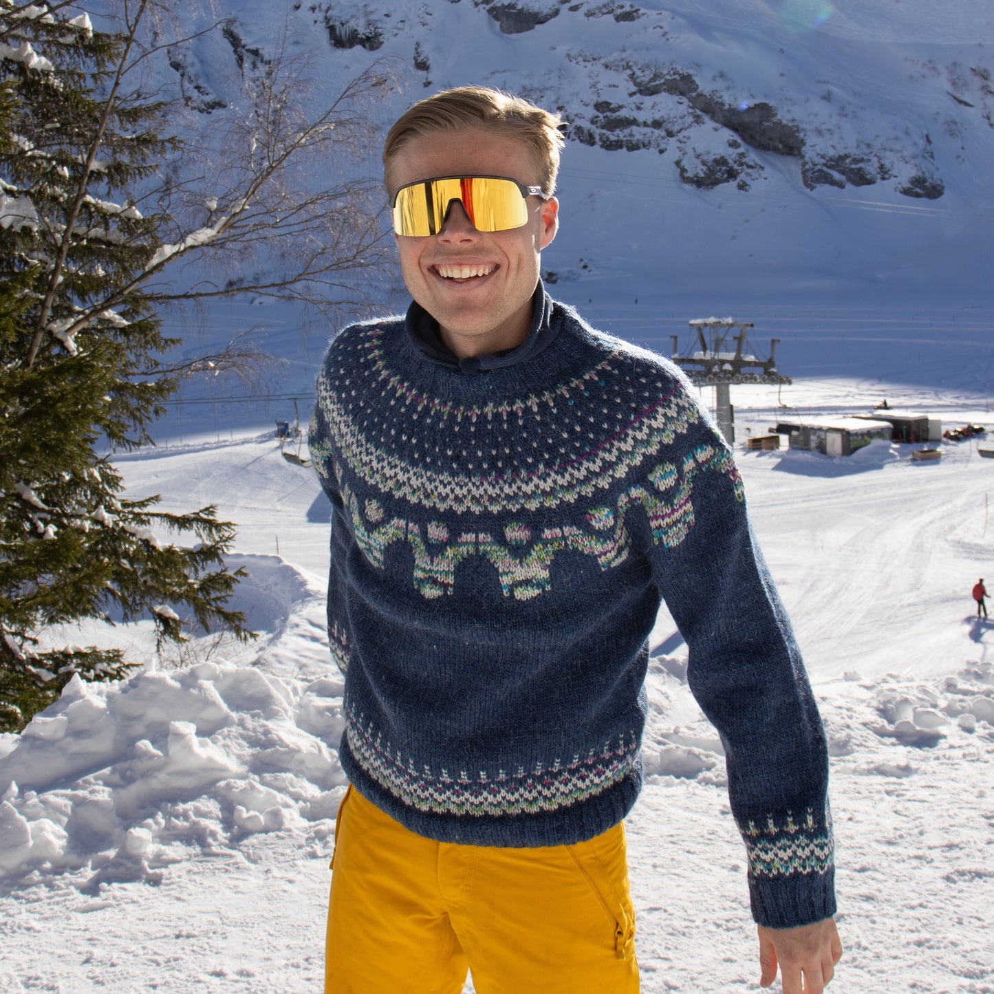 Strikk The Look: Litjåsen-genser, blå melert