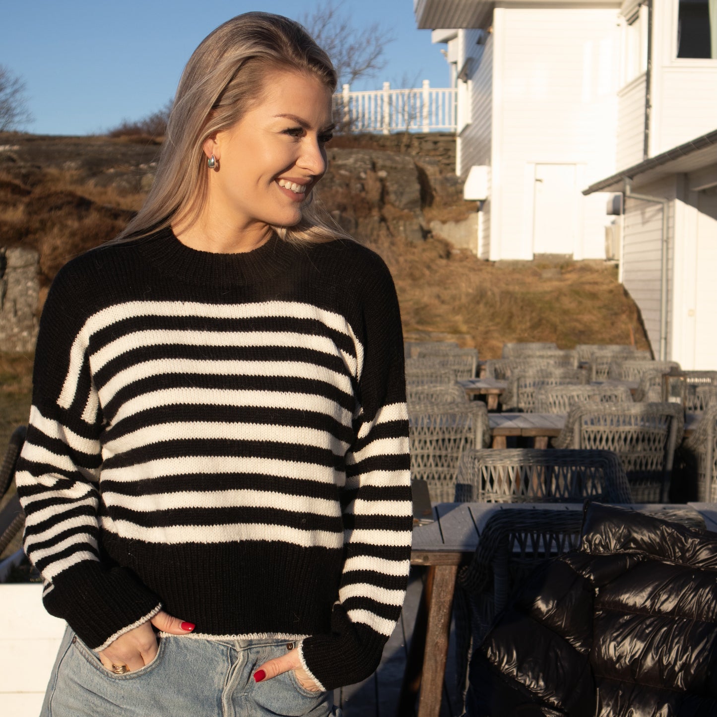 Strikk The Look: Alexa-genser svart