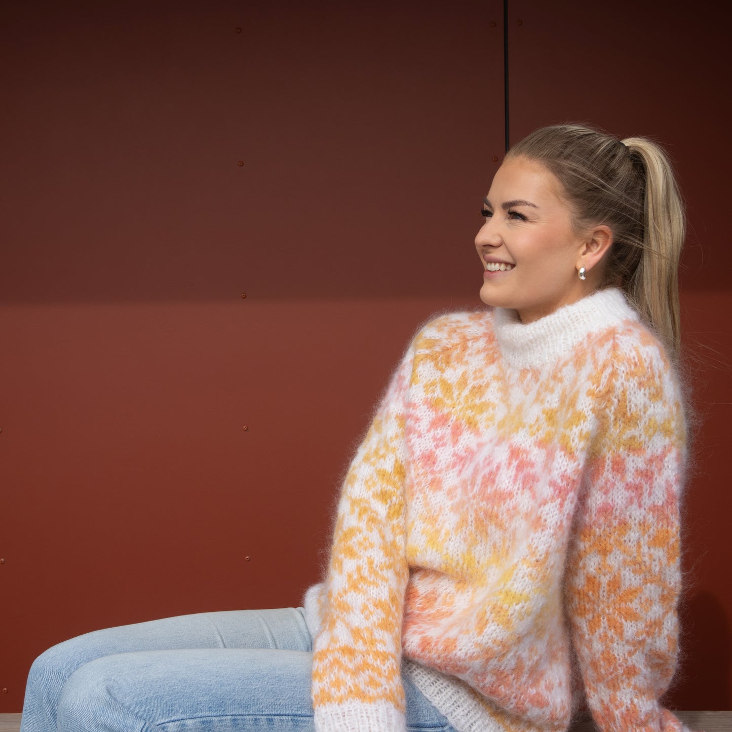 Strikk The Look: Carly-genser hvit-CANESS Sunshine