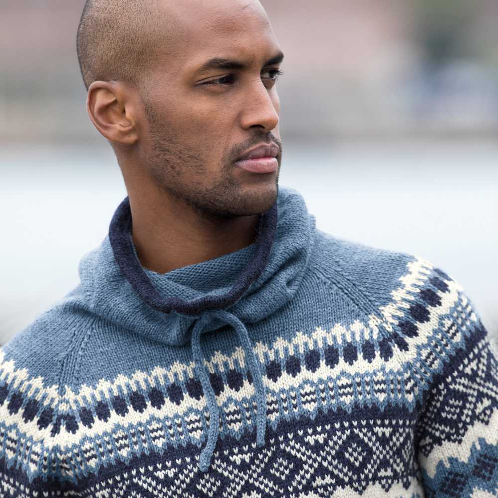 Strikk The Look: Carl-genser denim