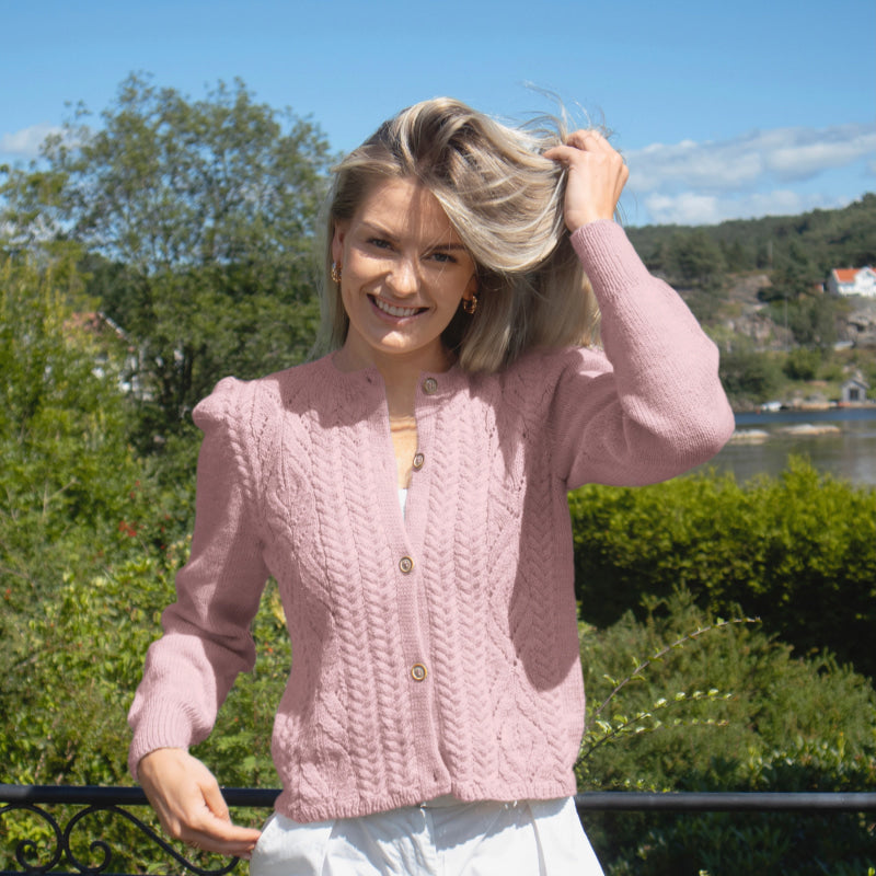 Strikk The Look: Tresser cardigan rosa