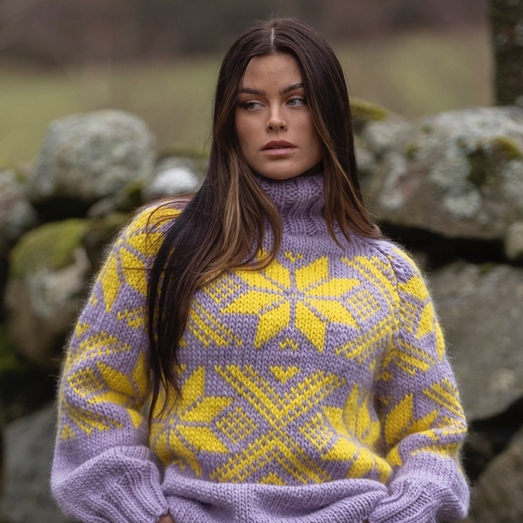 Strikk The Look: Sno-genser og votter lys lilla