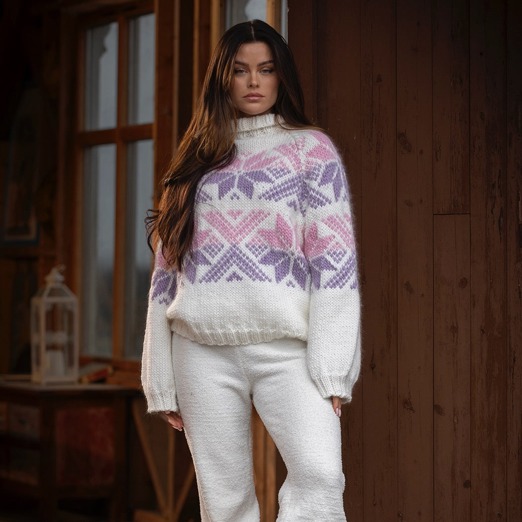 Strikk The Look: Snoi-genser hvit-lilla-rosa