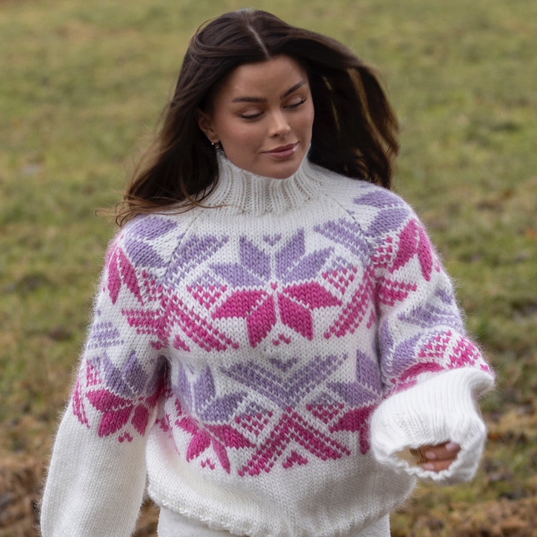 Strikk The Look: Snoi-genser hvit-rosa/lilla