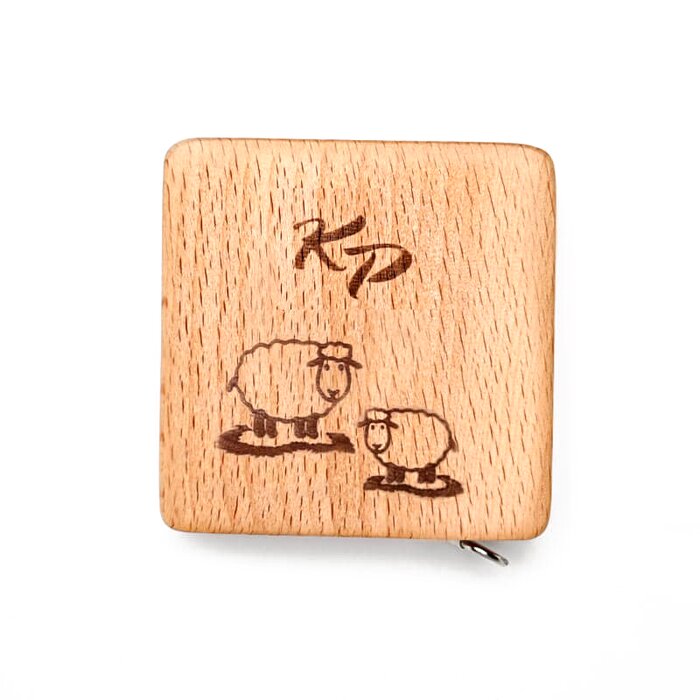 Målebånd, uttrekkbart, i tre