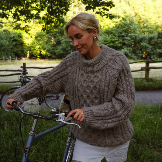 Strikk The Look: Ådne-genser beige melert