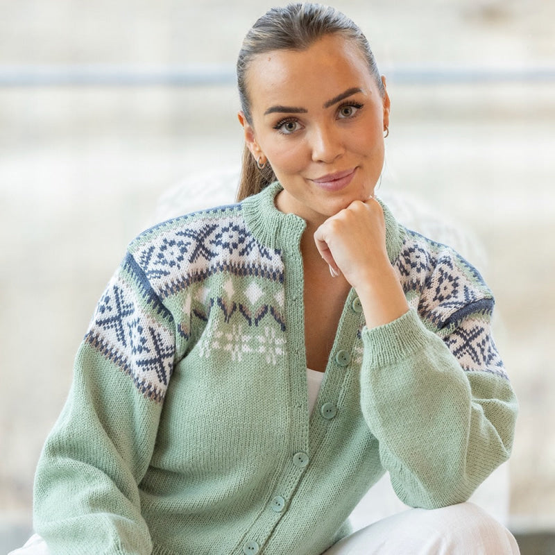 Strikk The Look: Alma-kofte