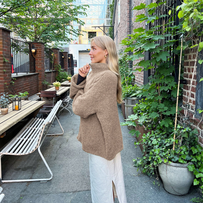 Strikk The Look: Aud-jakke kamel