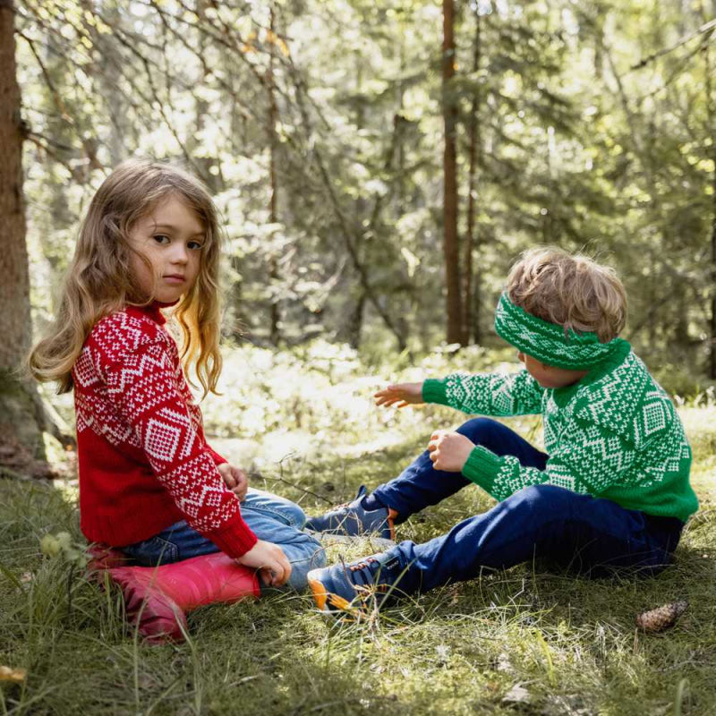 Strikk The Look: Cortina-genser skarp grønn