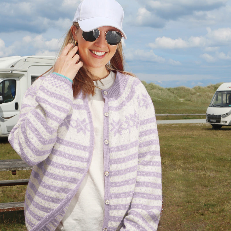 Strikk the Look: Fana-jakke lilac