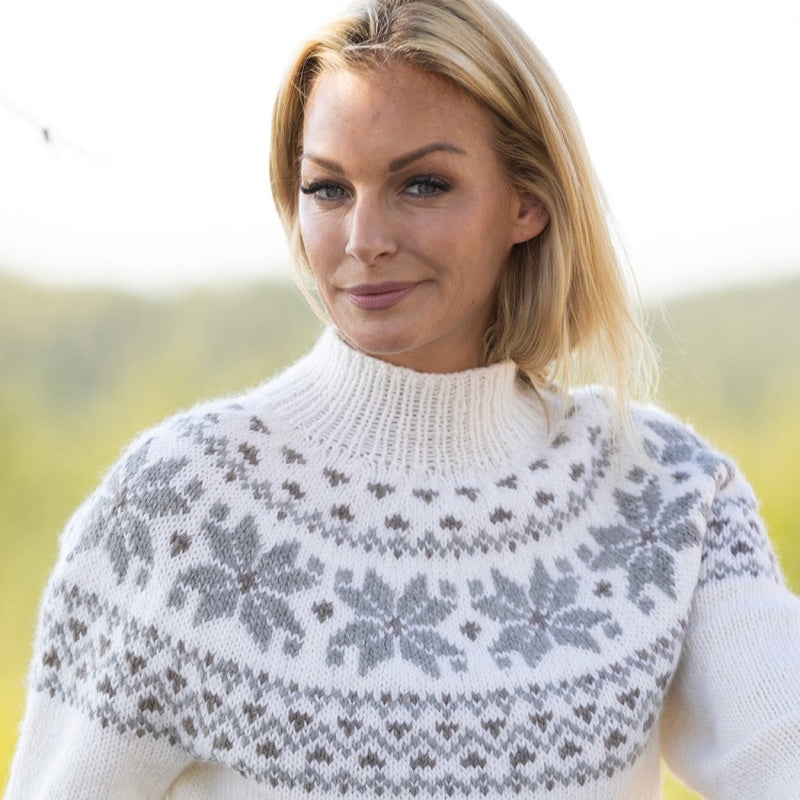 Strikk The Look: Freja-genser hvit