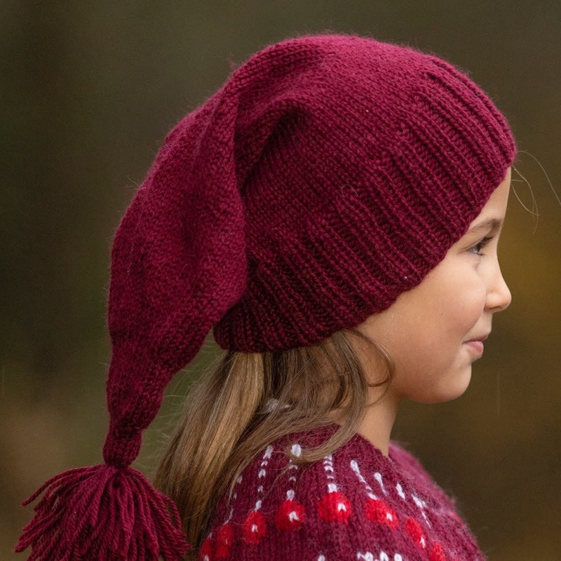 Strikk the Look: Julemysteriet-lue burgunder