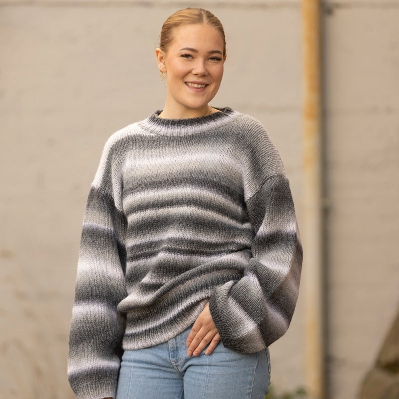 Strikk The Look: Krom-genser grå