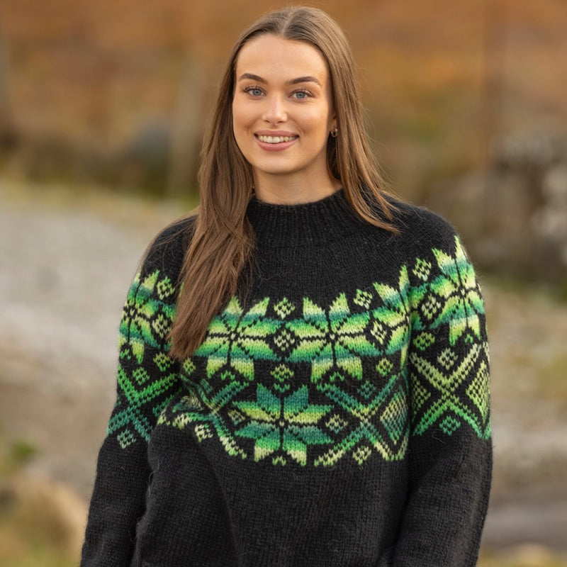 Strikk The Look: Luna-genser svart Katalog