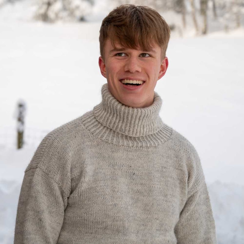 Strikk The Look: Meinert-genser lys grå