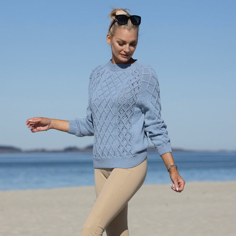 Strikk The Look: Ocean-genser lys blå