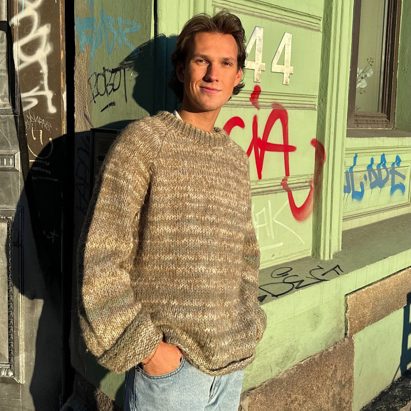Strikk The Look: Øyunn unisex-genser mint/nøttebrun