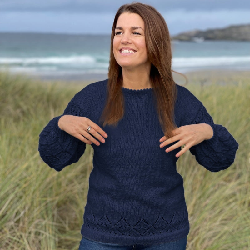 Strikk The Look: Petit-genser marine