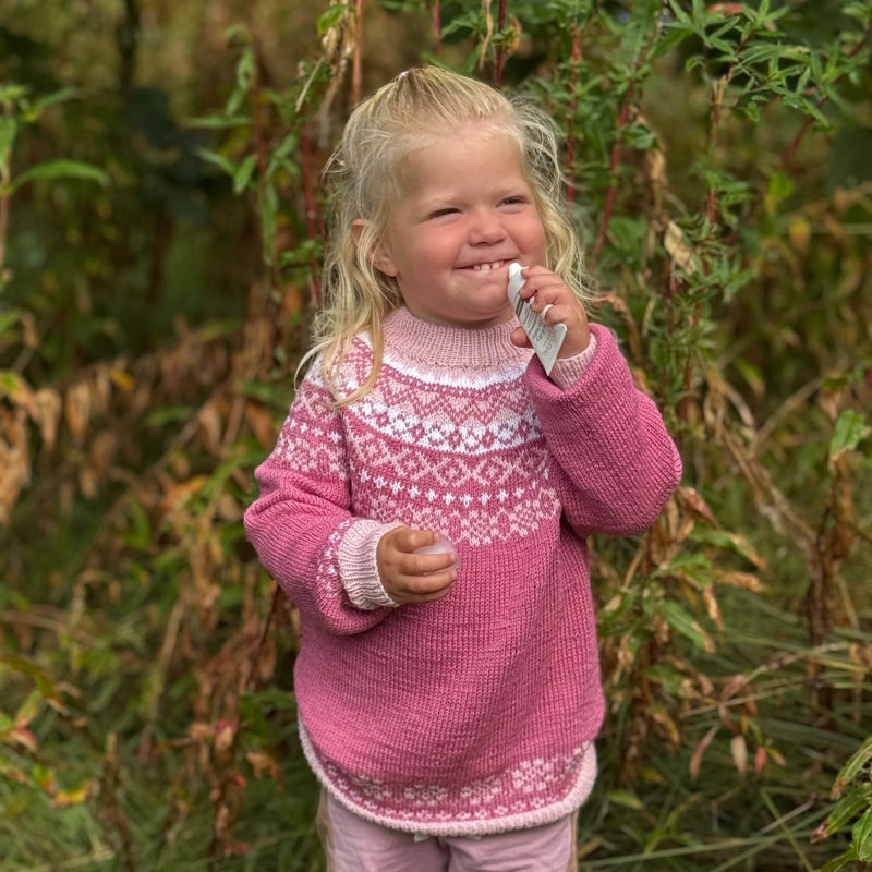 Strikk The Look: Sandra-genser rosa