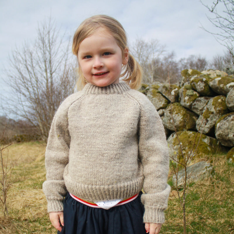 Strikk The Look: Ultimate-genser beige