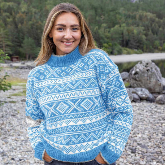 Strikk The Look: Valle-genser isblå