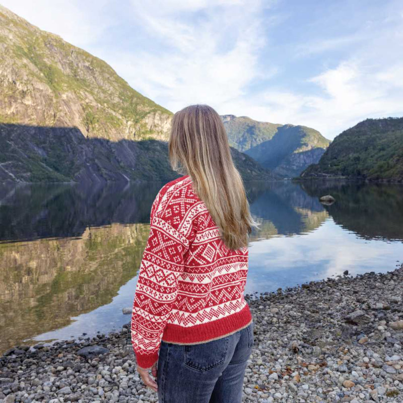 Strikk The Look: Valle-genser rød