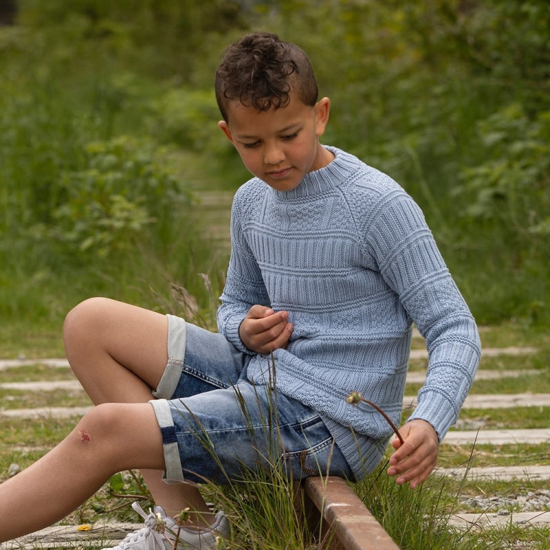 Strikk The Look: Vier-genser lys blå