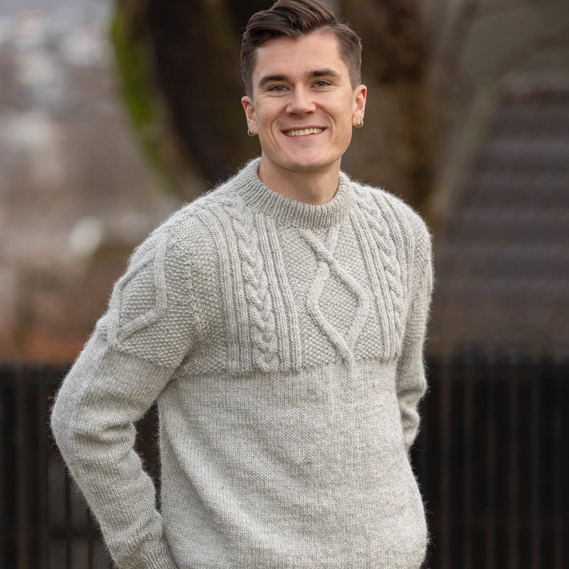 Strikk The Look:  Rapp-genser perlegrå