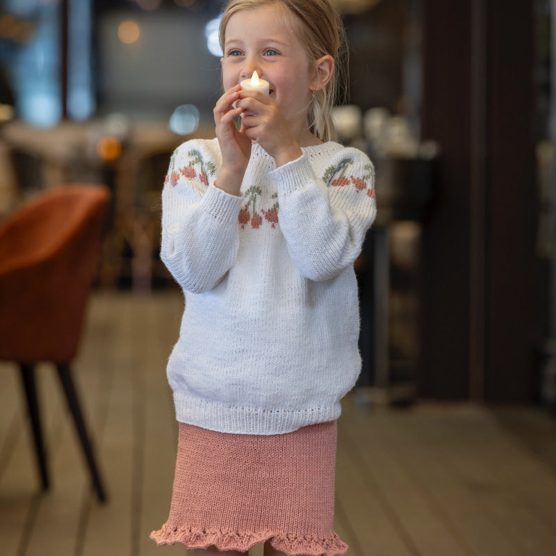VKG 2518 3 strikkepakke: Vilea skjørt Katalog