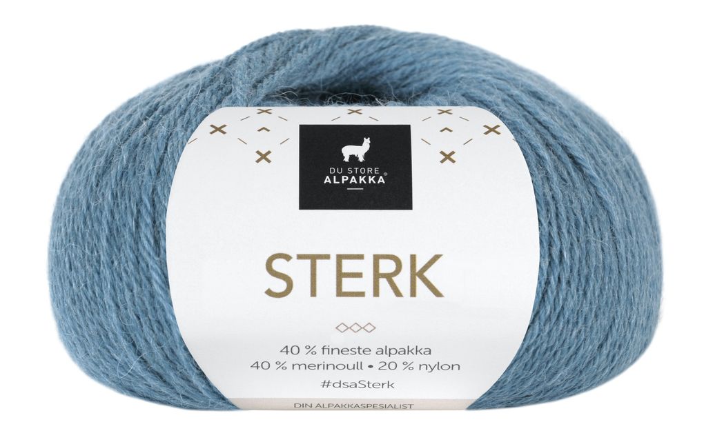 Strikk The Look:  Lysefjord-genser lys denim