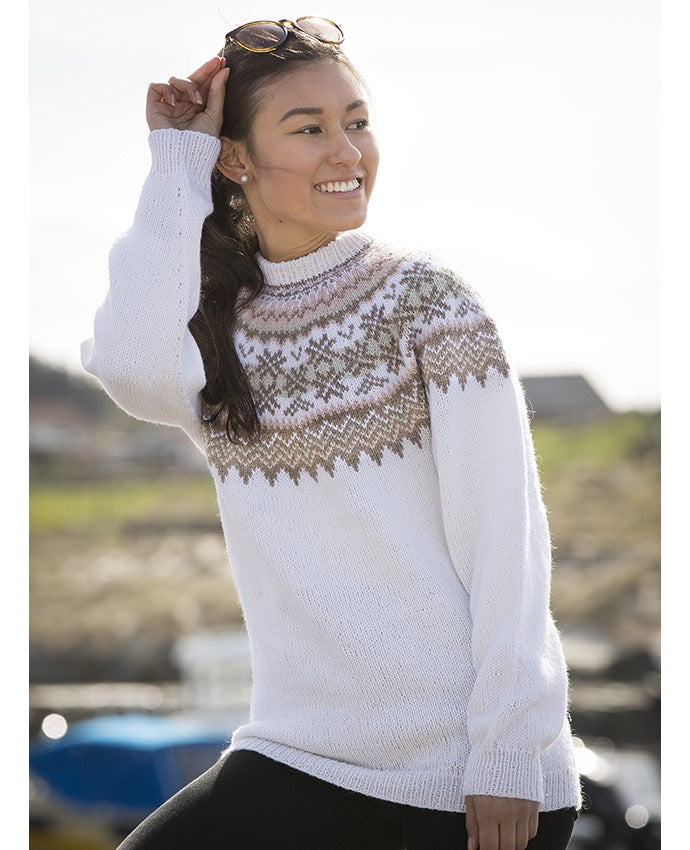 Strikk The Look: Hvit Fryd-genser