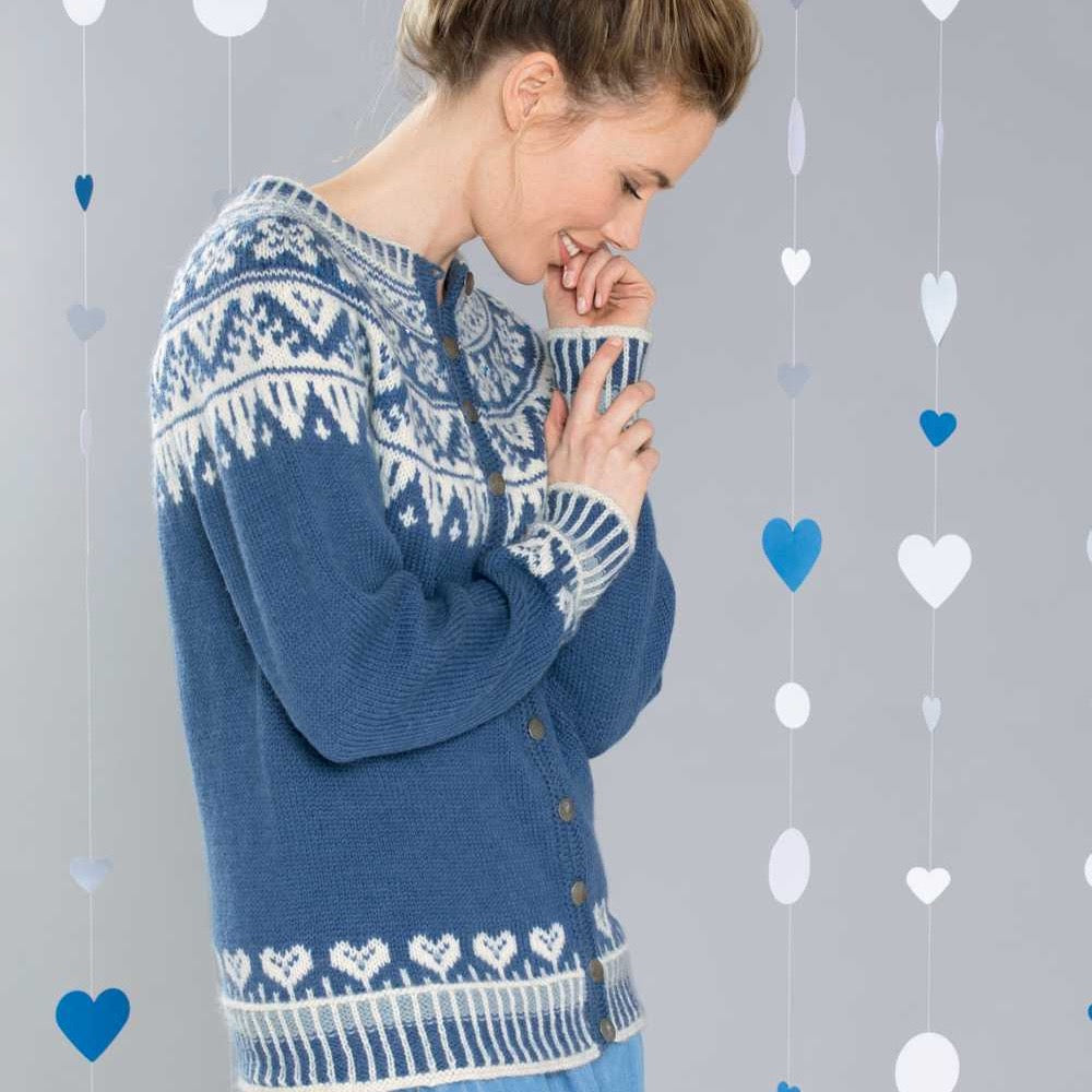 Strikk The Look: Vinterhjerter-jakke blå