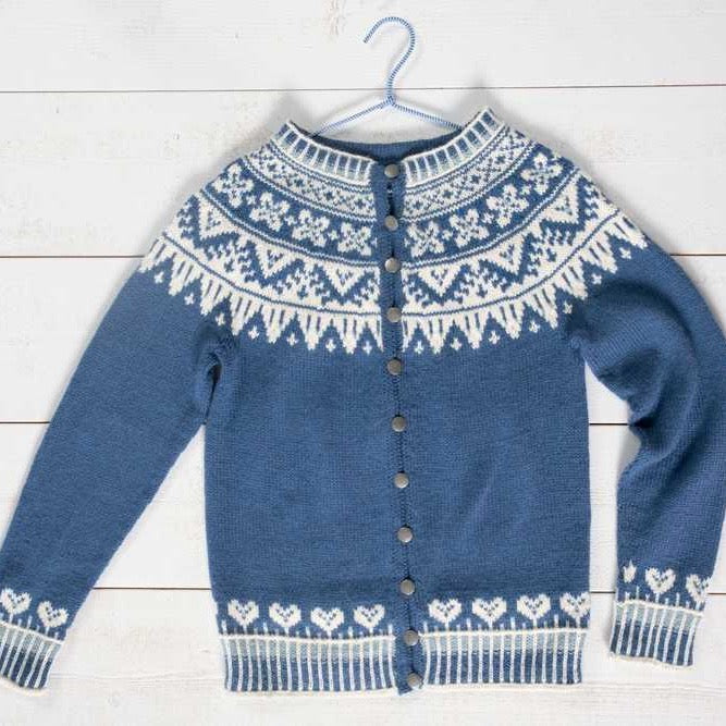 Strikk The Look: Vinterhjerter-jakke blå
