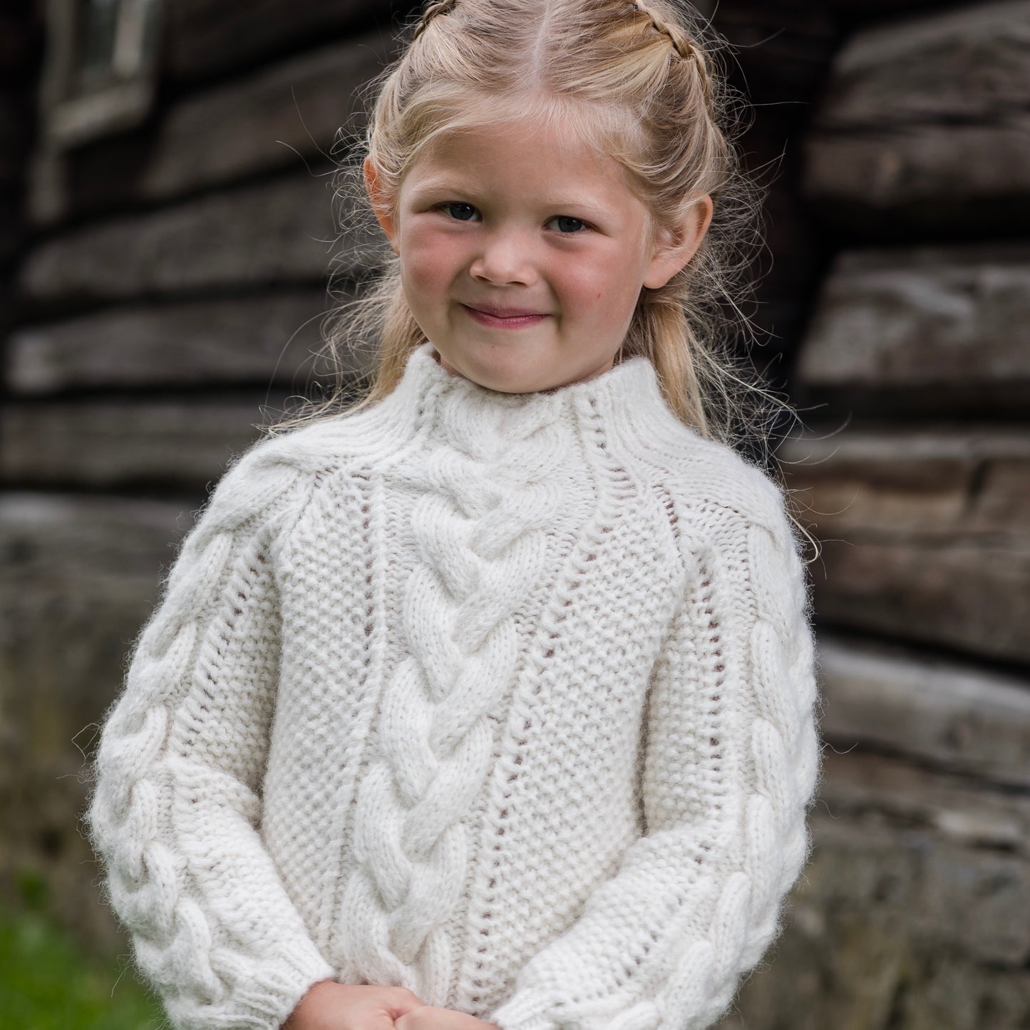 Strikk The Look: Flettefin-genser natur