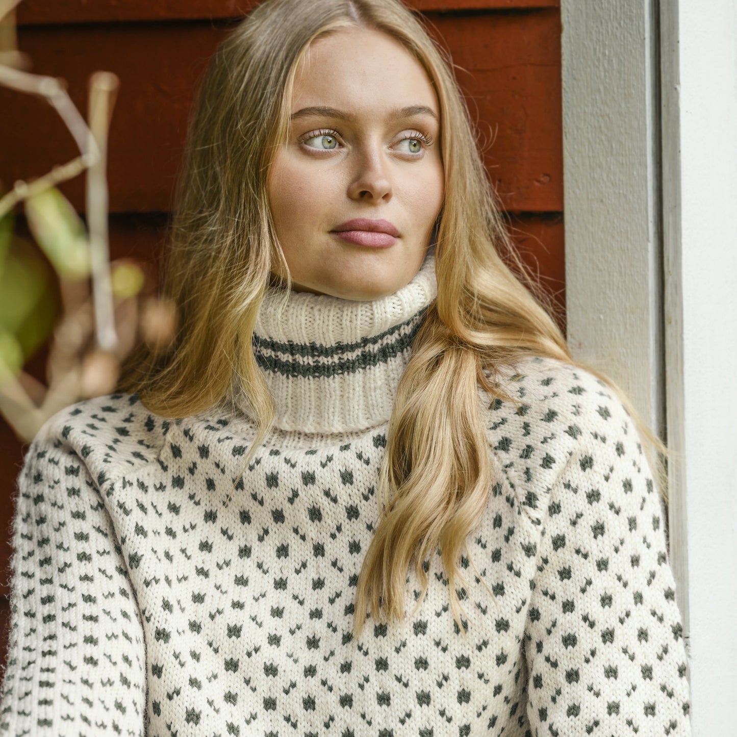 Strikk The Look: Islender natur/armygrønn