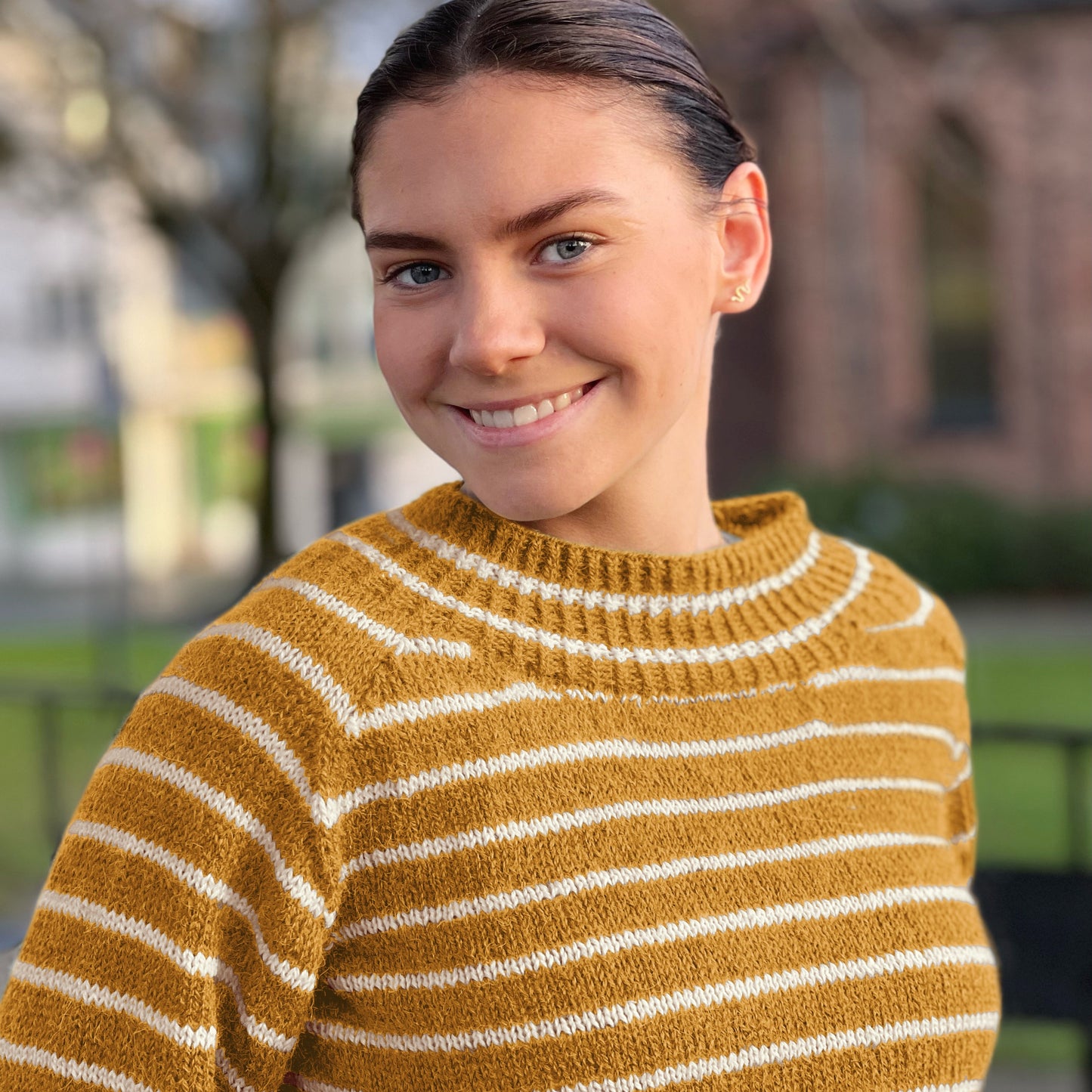 Strikk The Look: Harmoni-genser maisgul/natur