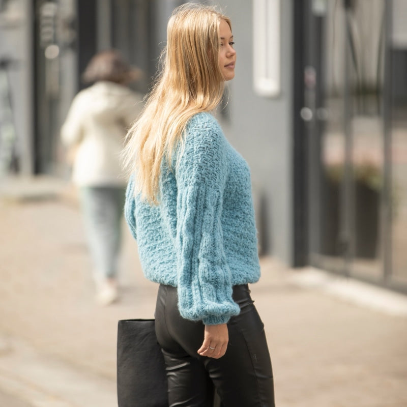 Strikk The Look: Akyaka- genser lys turkis