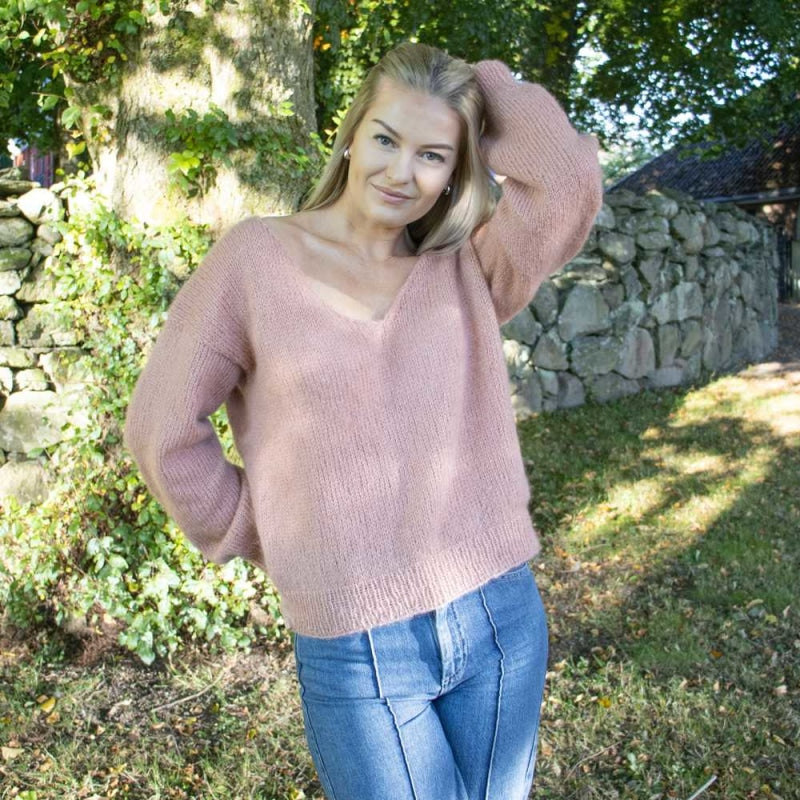 Strikk The Look: Amanda-genser beige rose