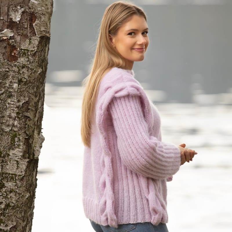 Strikk The Look: Asserson-genser lys rosa