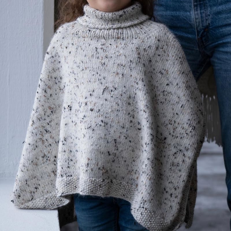 Strikk The Look: Cosette-poncho natur