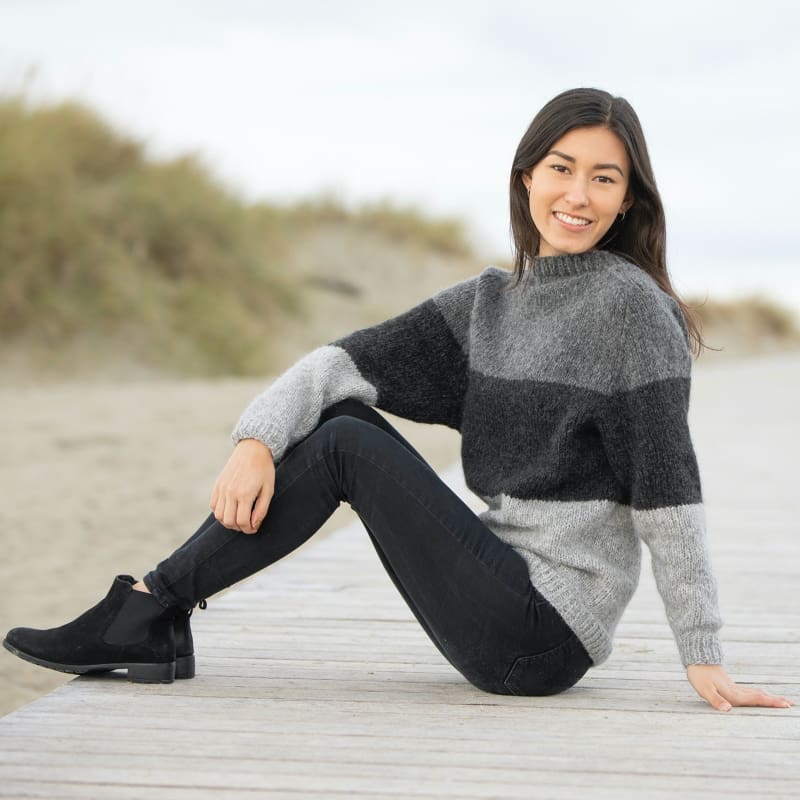 Strikk the look: Dans-genser grå Tmp