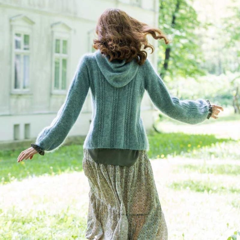 Strikk The Look: Dentelle-hettegenser petrol