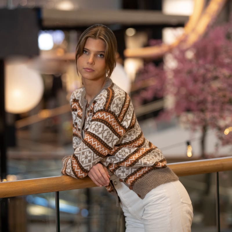 Strikk The Look: Dovre-kofte beige