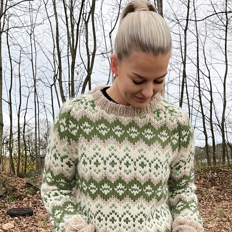 Strikk the Look : Drifa-genser beige/hvit