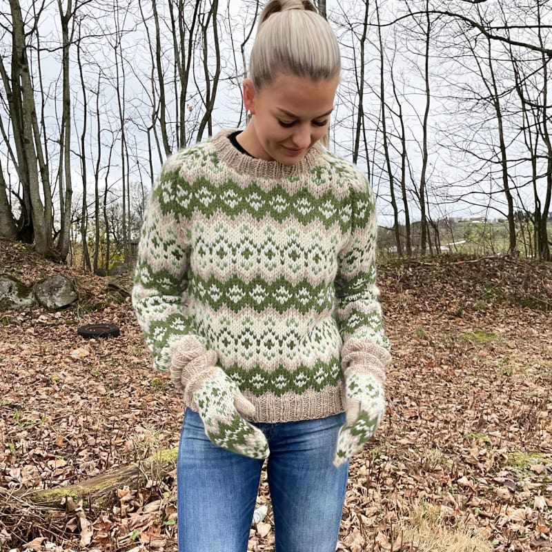 Strikk the Look : Drifa-genser beige/hvit