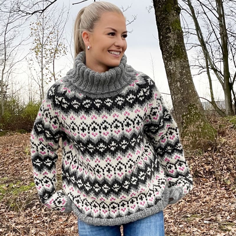 Strikk The Look: Drifa-genser dame lys grå/ rosa