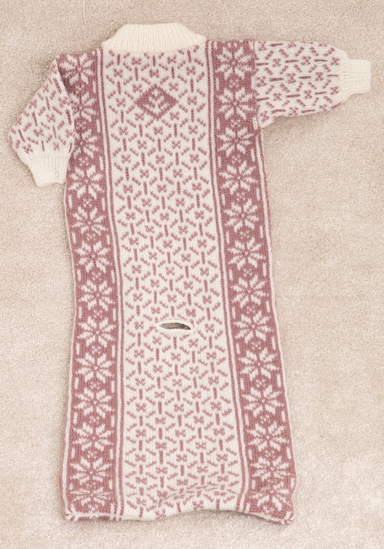 Strikk The Look: Ellinor kjørepose hvit/gammelrosa