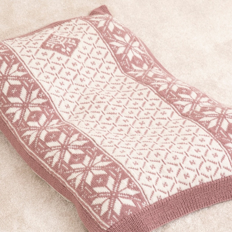 Strikk The Look: Ellinor vognteppe hvit/gammelrosa