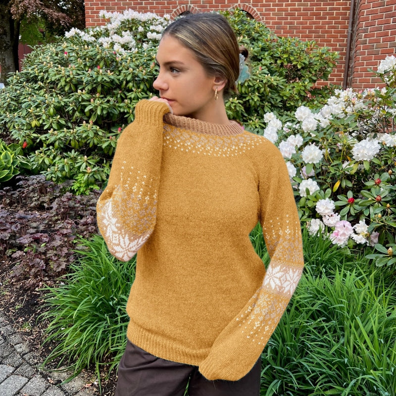 Strikk The Look: Erfjord-genseren maisgul og kamel